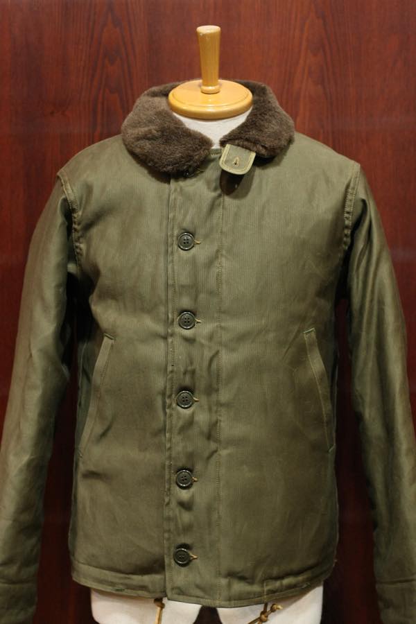 フリーホイーラーズ 1940年代ミリタリースタイル N-1デッキジャケット 1831016 カーキグリーン | 【FREEWHEELERS 】フリーホイーラーズ取扱商品一覧